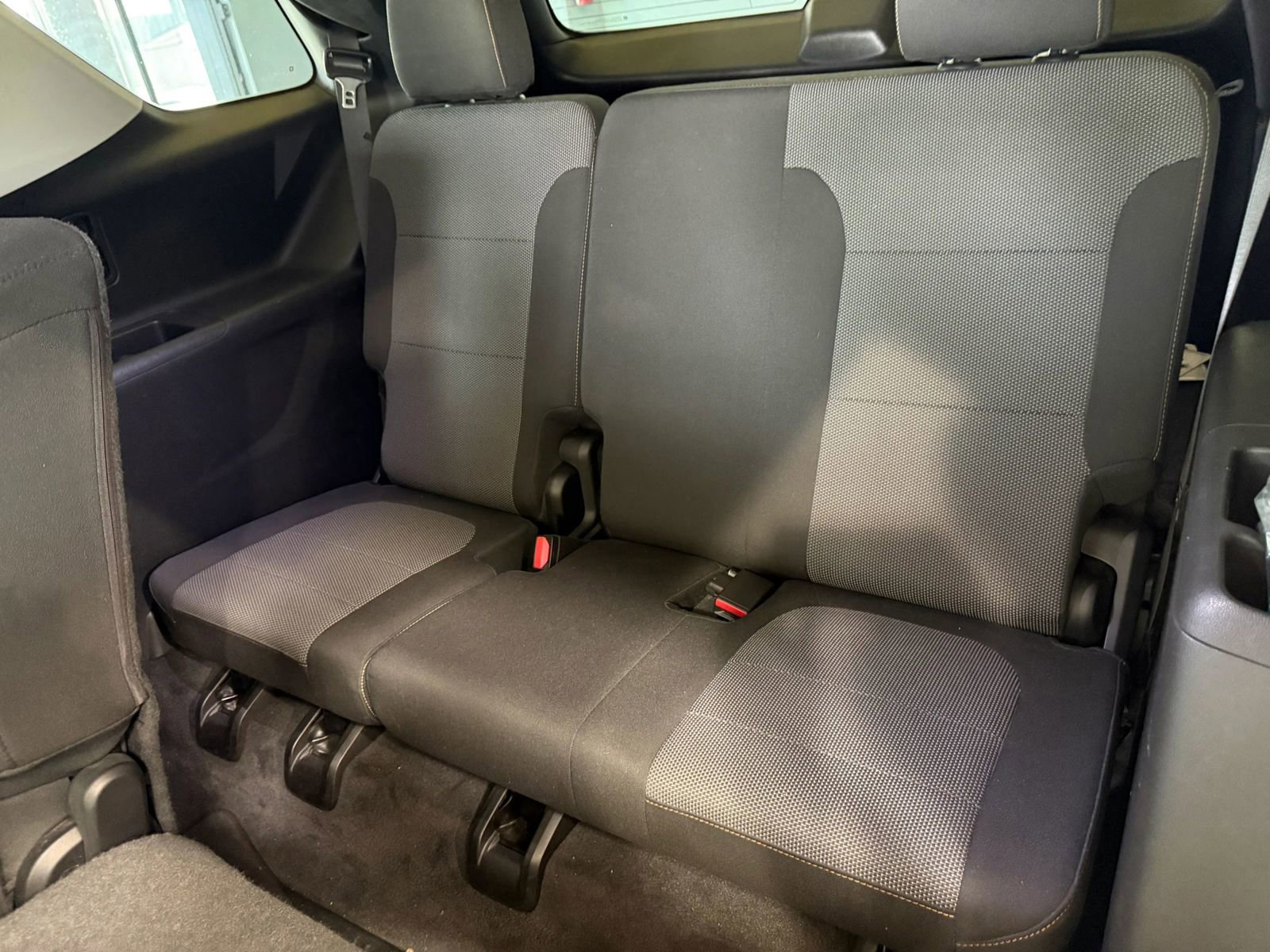 Used 2019 Chevrolet Traverse LS FWD image 11