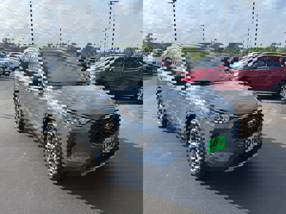 Used 2025 Ford Escape ST-Line w/ Tech Pack #1