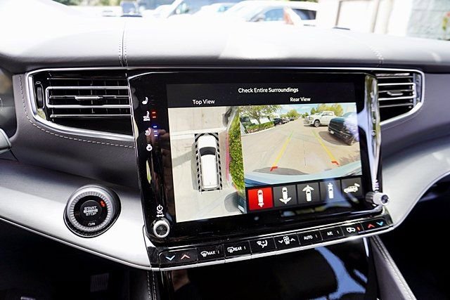 New 2026 Jeep Grand Wagoneer Limited AWD/4WD image 35
