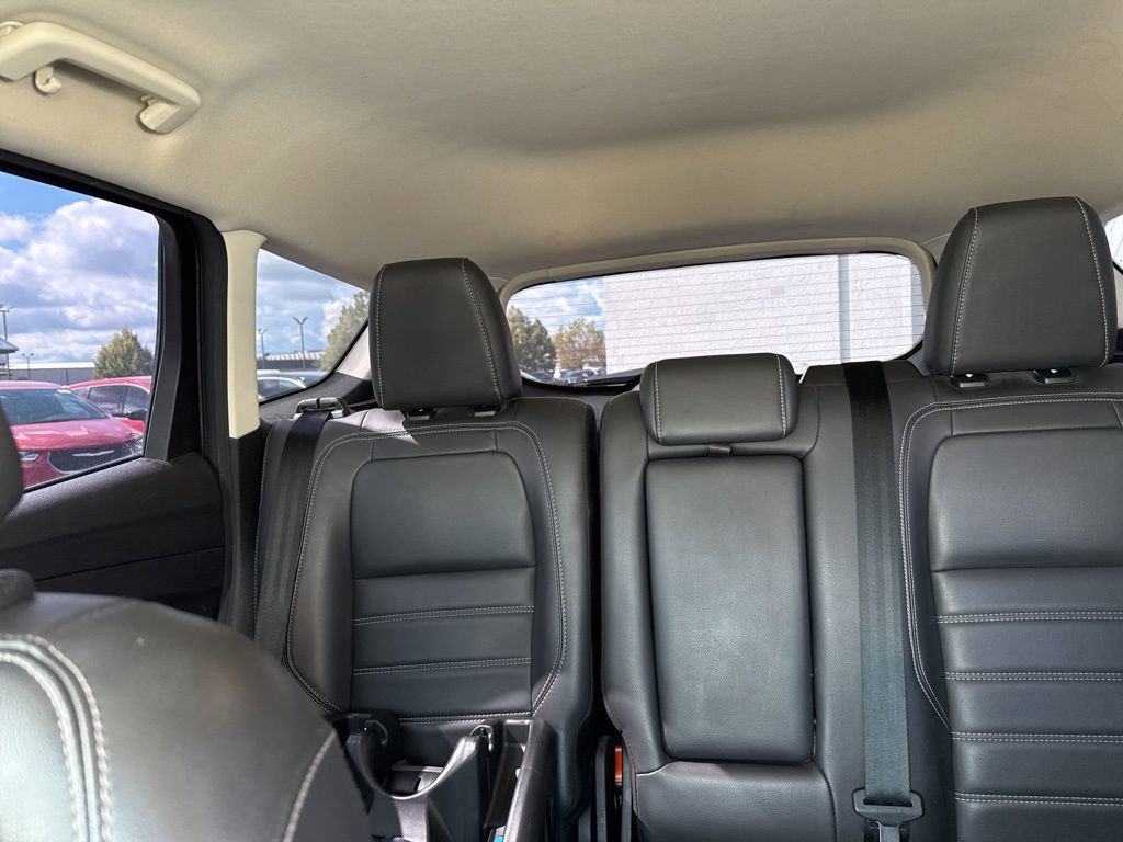 Used 2019 Ford Escape SEL image 17