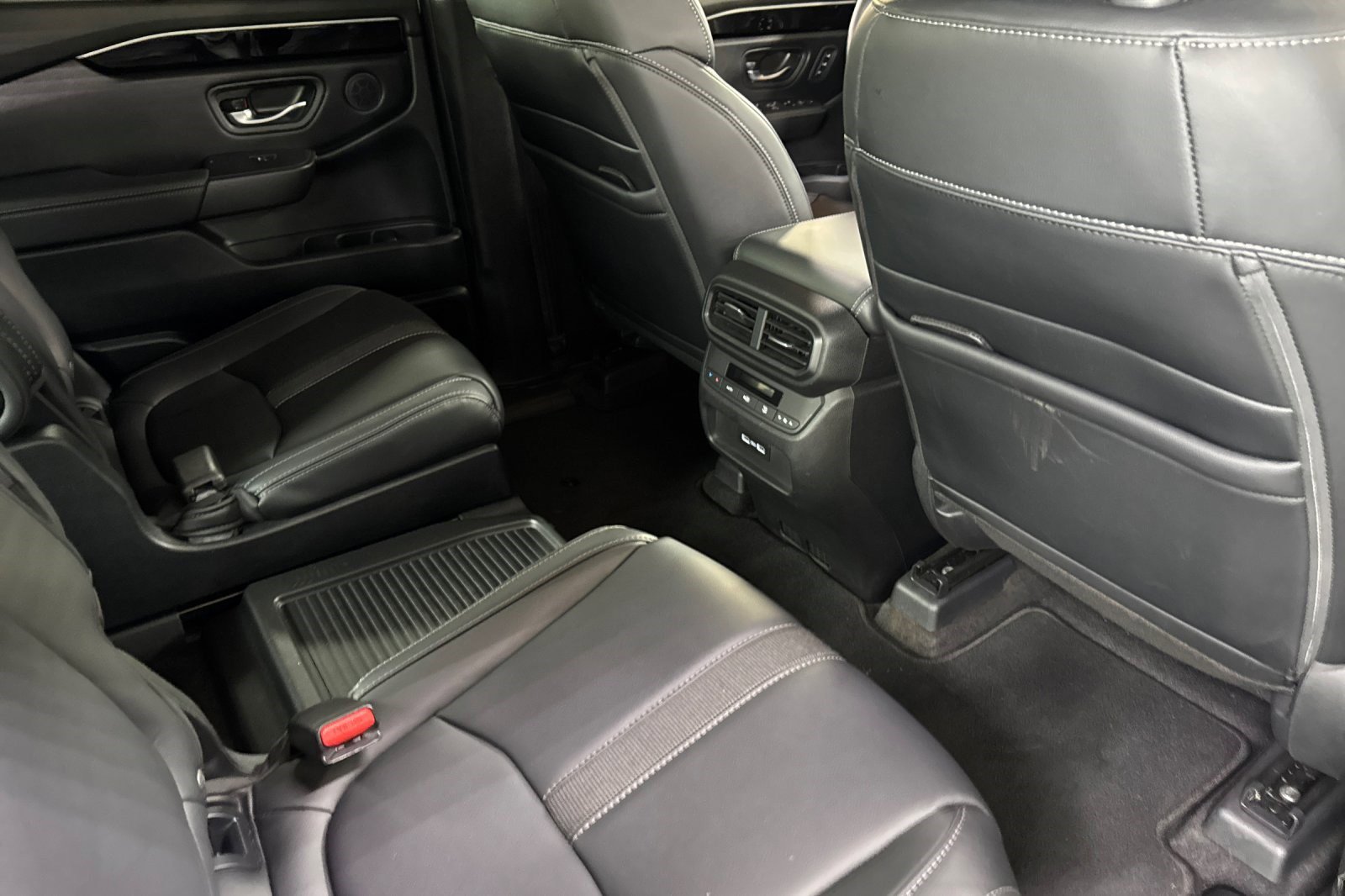 Used 2023 Honda Pilot EX-L image 30