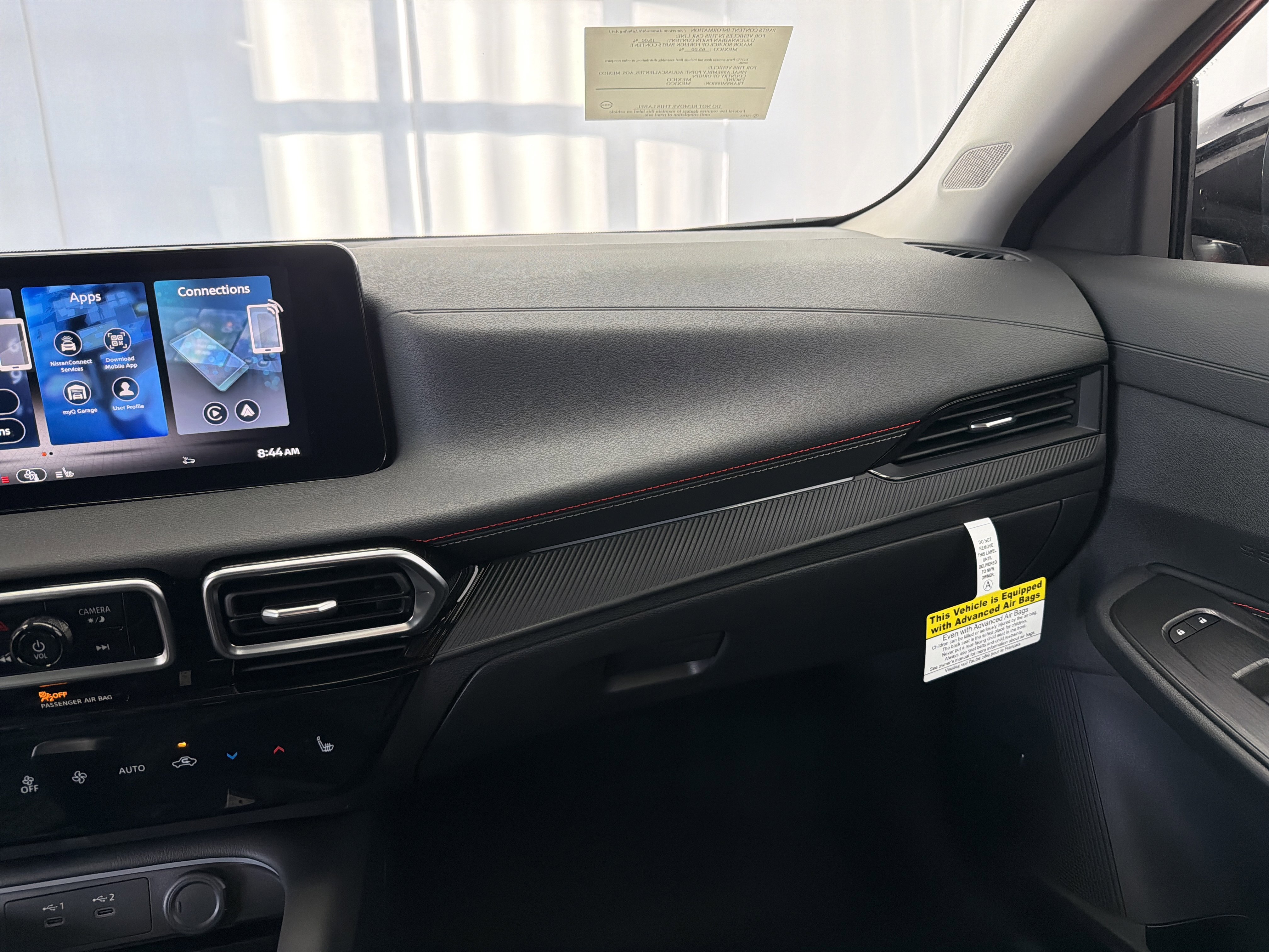 New 2026 Nissan Sentra SR w/ SR Premium Package FWD image 14