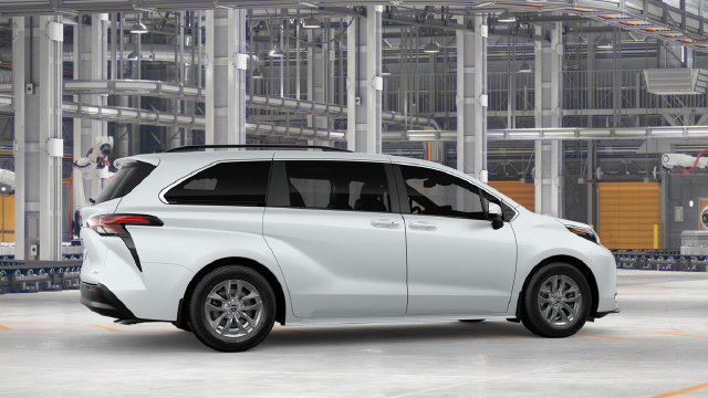 New 2026 Toyota Sienna XLE FWD image 13