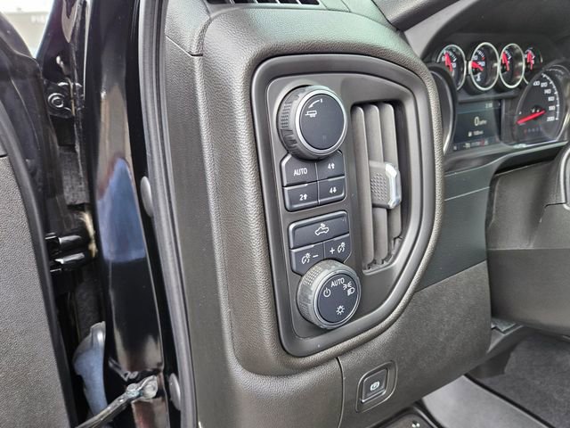 Used 2022 Chevrolet Silverado 1500 Custom Trail Boss w/ Midnight Edition AWD/4WD image 24
