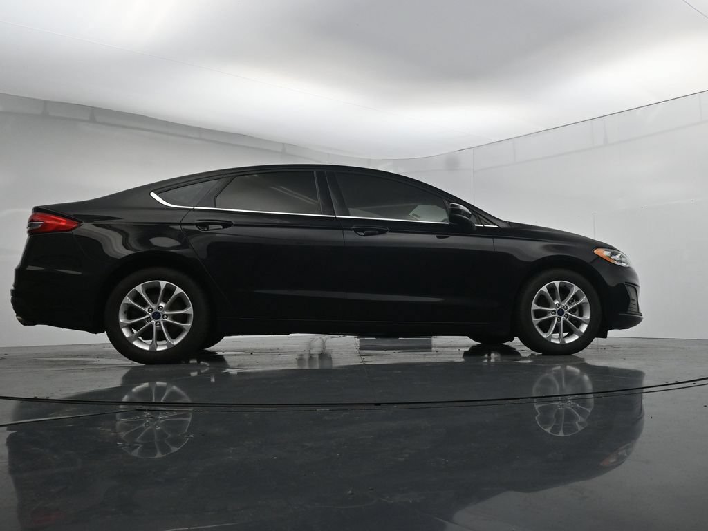 Used 2020 Ford Fusion SE FWD image 38