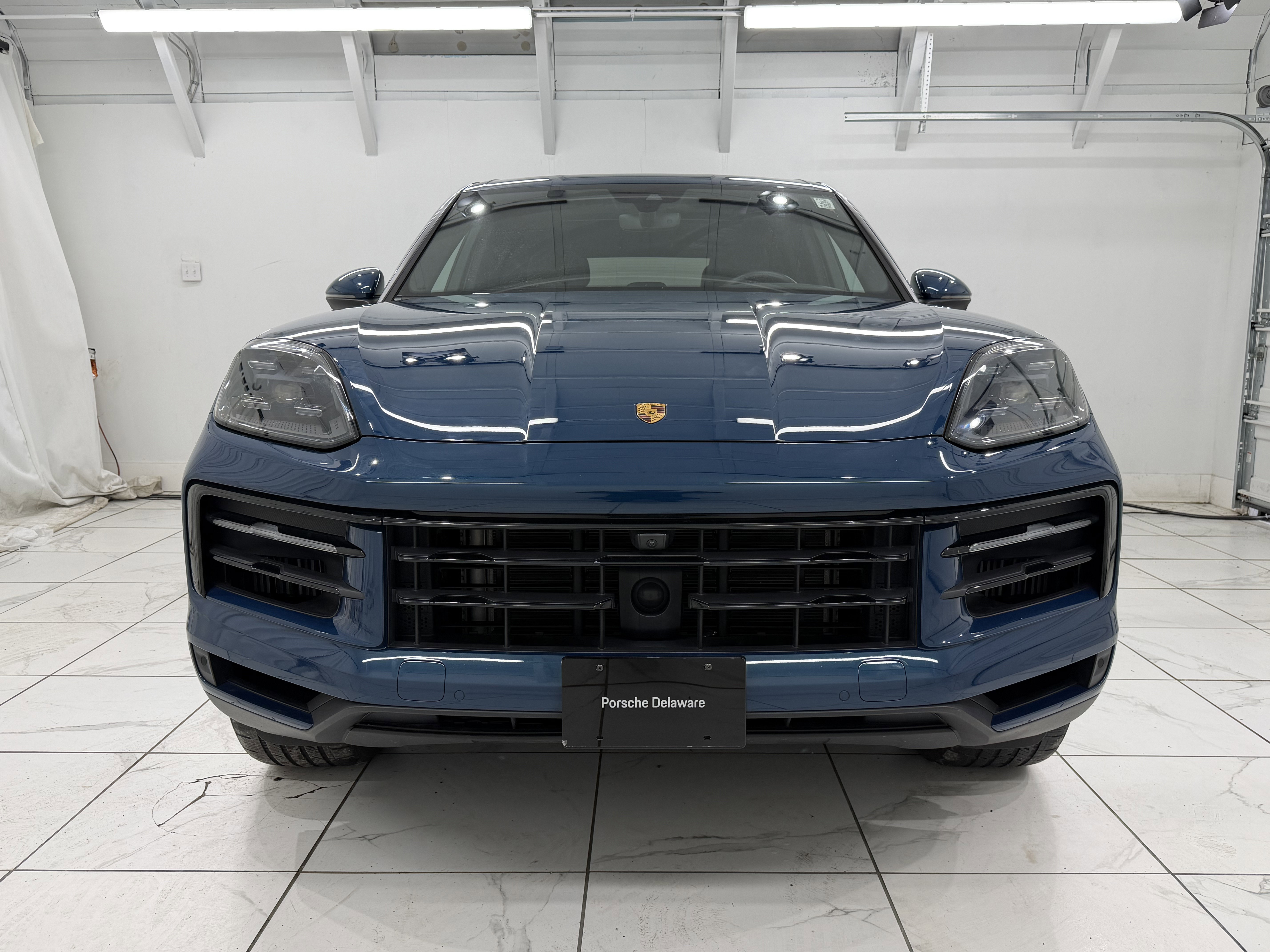Certified 2024 Porsche Cayenne w/ Premium Package Plus (PFM) image 9