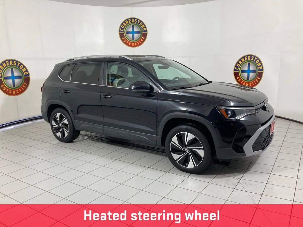Used 2025 Volkswagen Taos SE AWD/4WD image 21