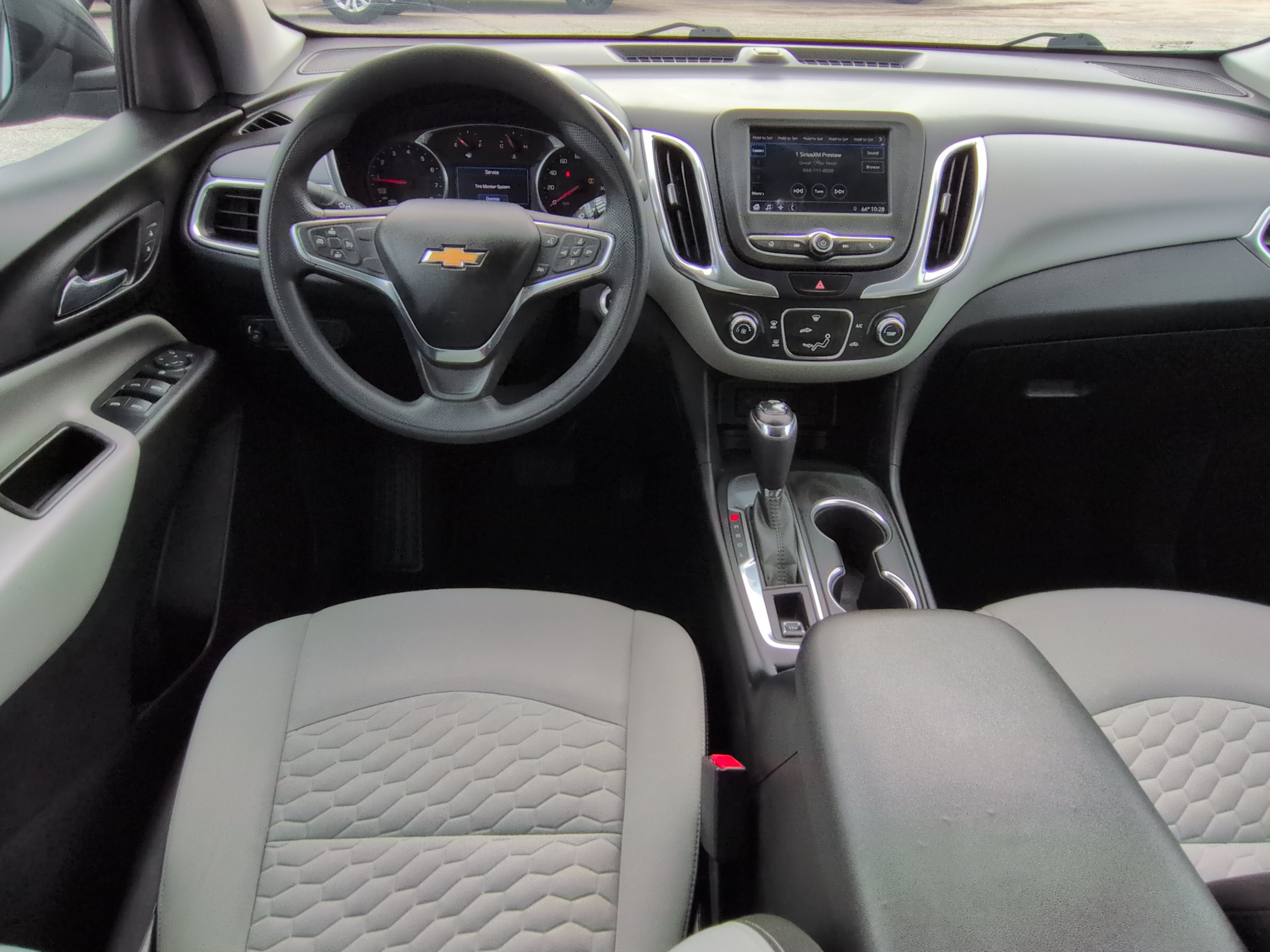 Used 2019 Chevrolet Equinox LT FWD image 14