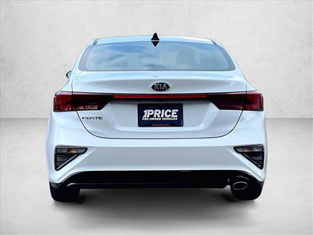 Used 2021 Kia Forte LXS FWD image 4