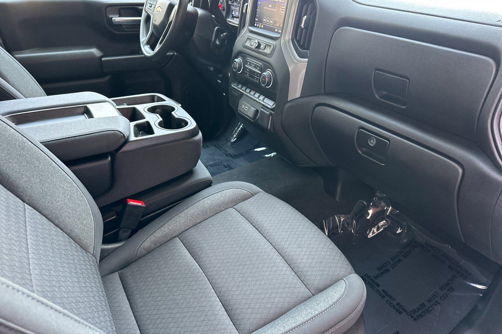 Used 2026 Chevrolet Silverado 1500 Custom w/ LPO, Dark Essentials Package image 19