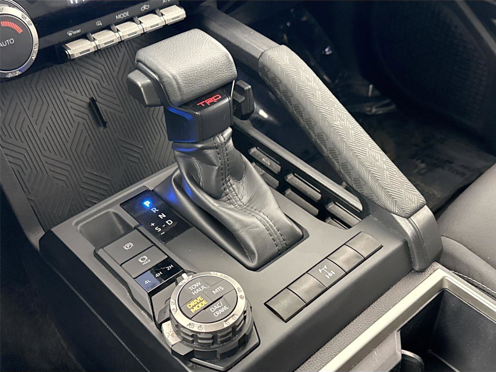 Certified 2025 Toyota Tacoma TRD Off-Road image 24