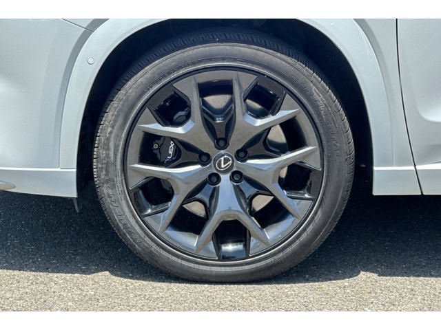 Used 2025 Lexus TX 500h AWD w/ Technology Package image 27