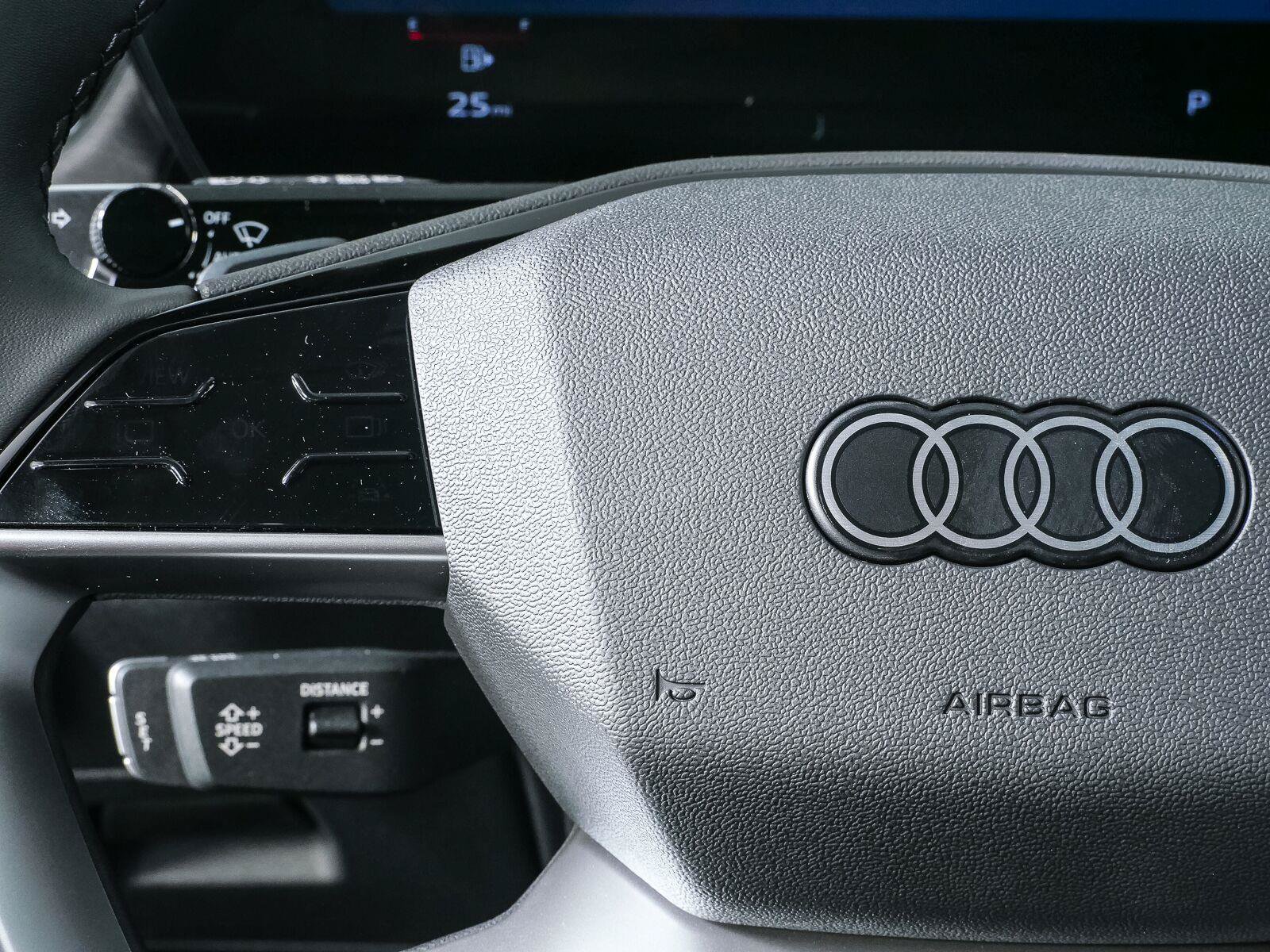 New 2026 Audi Q3 quattro 2.0T AWD/4WD image 11