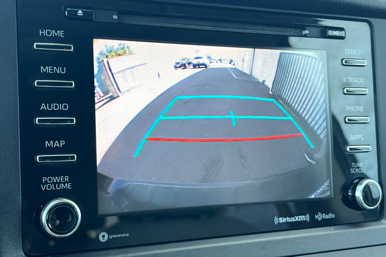 Used 2020 Toyota Sienna XLE FWD image 23