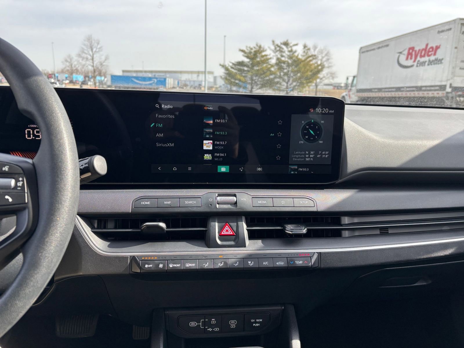 Used 2025 Kia K4 LXS image 17