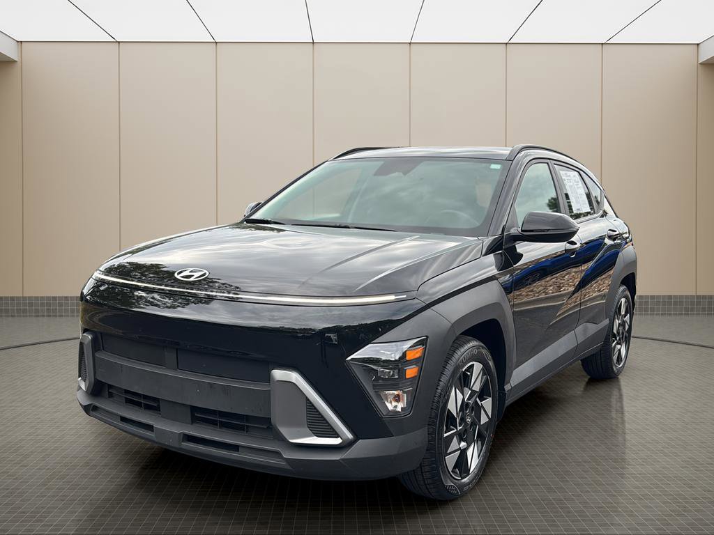 Certified 2024 Hyundai Kona SEL FWD image 1