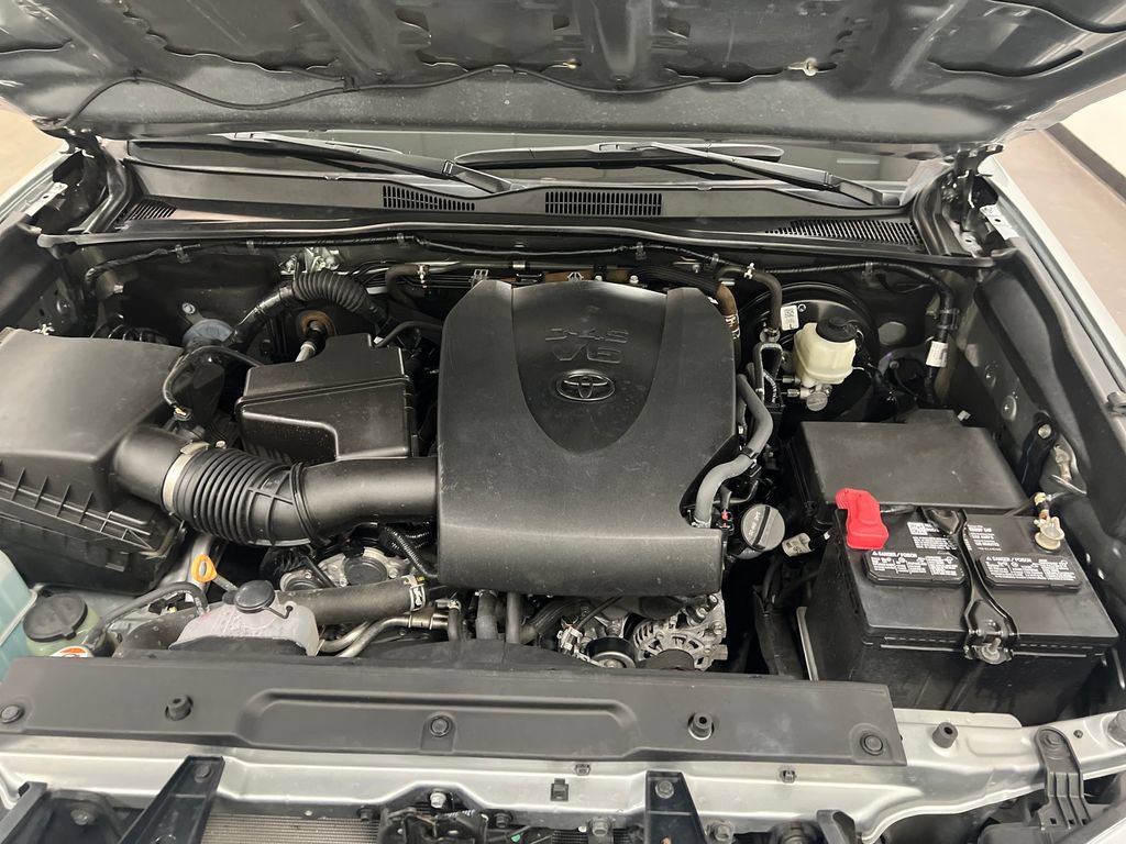 Used 2023 Toyota Tacoma SR5 RWD image 24