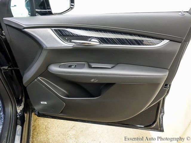 Certified 2024 Cadillac XT6 Premium Luxury w/ LPO, Floor Liner Package image 26