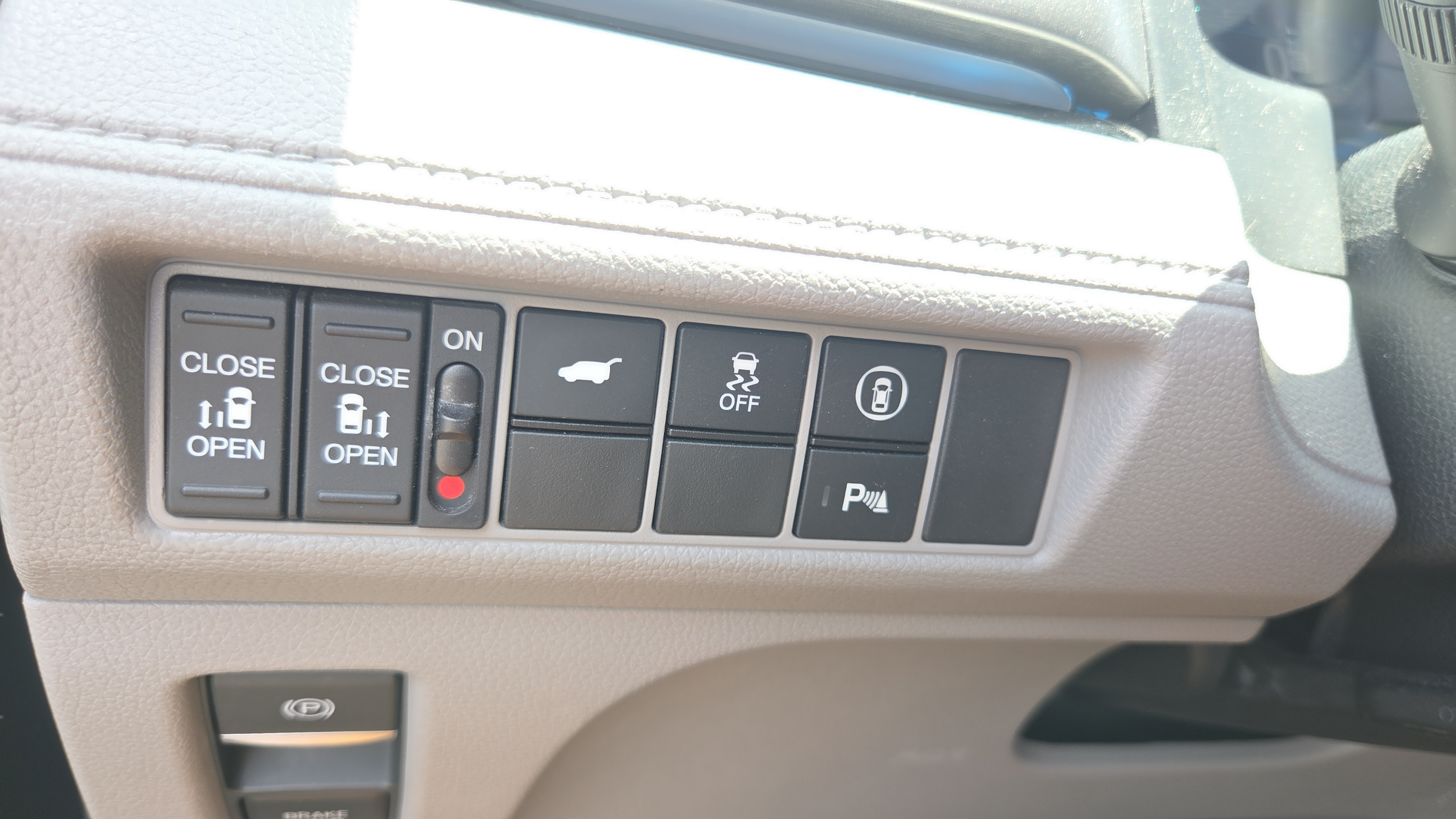 Certified 2023 Honda Odyssey Touring image 21