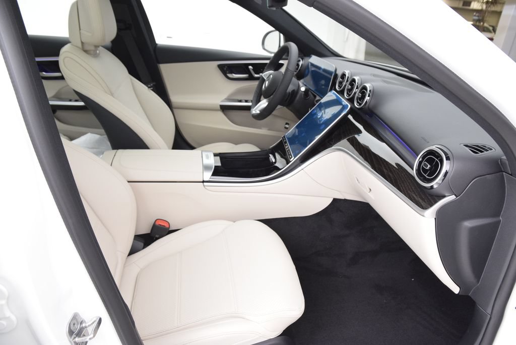 New 2026 Mercedes-Benz C 300 4MATIC Sedan image 16