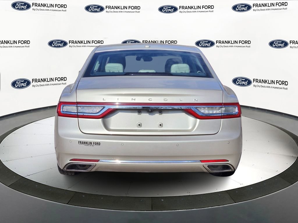 Used 2017 Lincoln Continental Select w/ Climate Package image 4