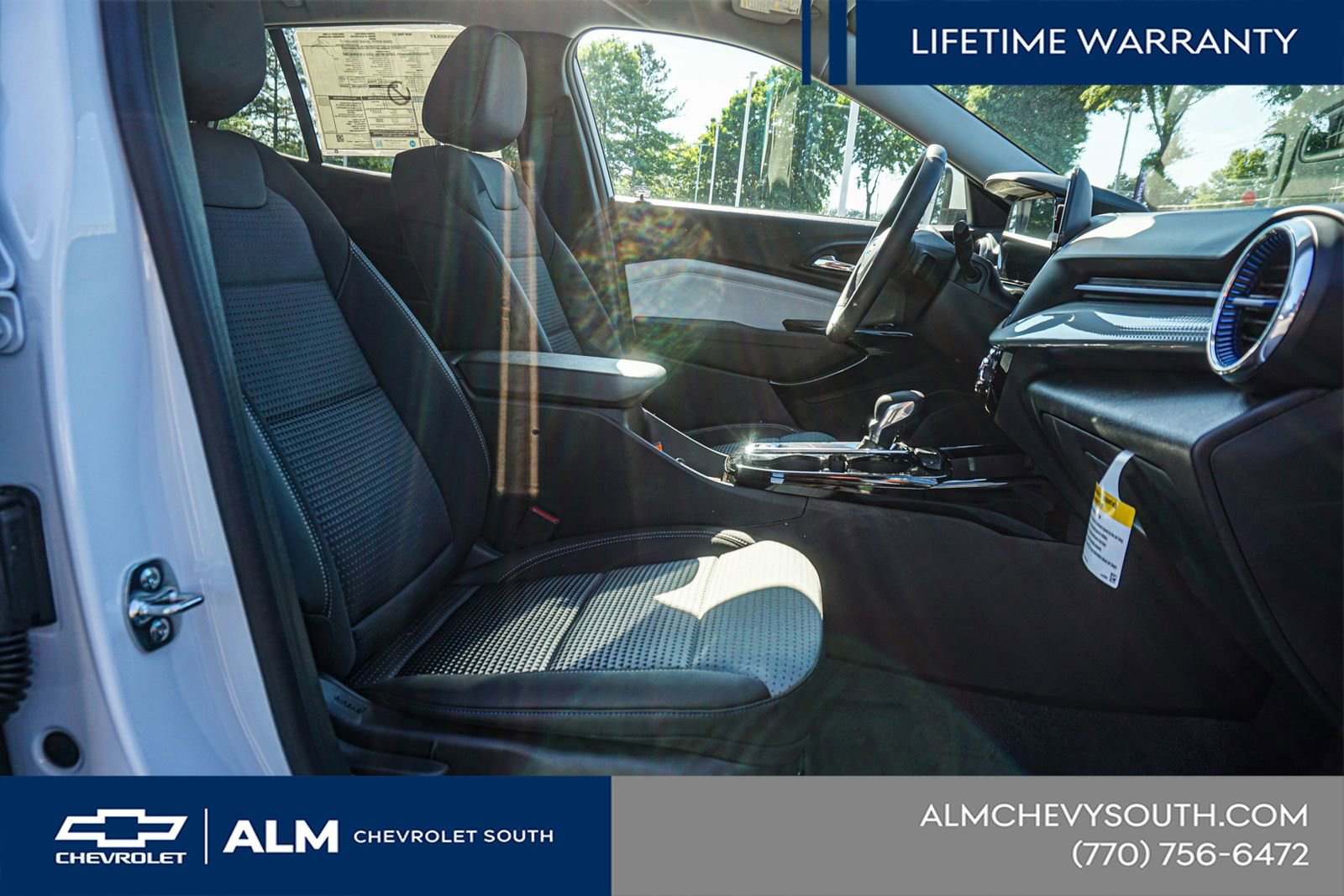 New 2026 Chevrolet Trax LT w/ Driver Confidence Package FWD image 21