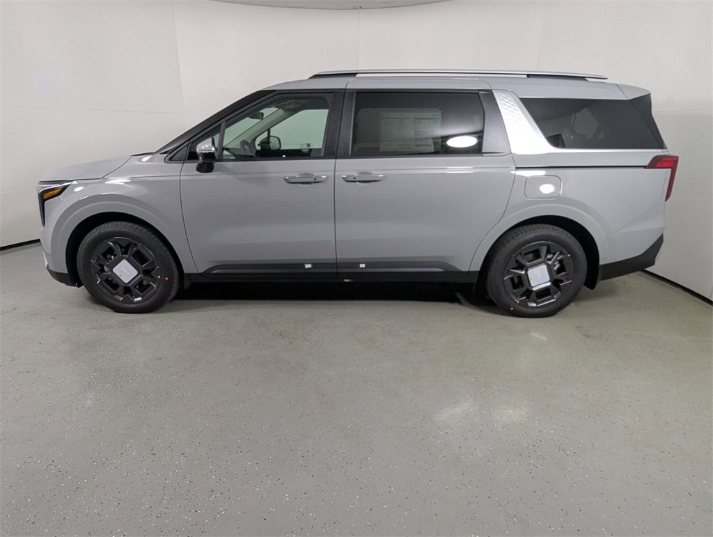 New 2025 Kia Carnival EX image 4