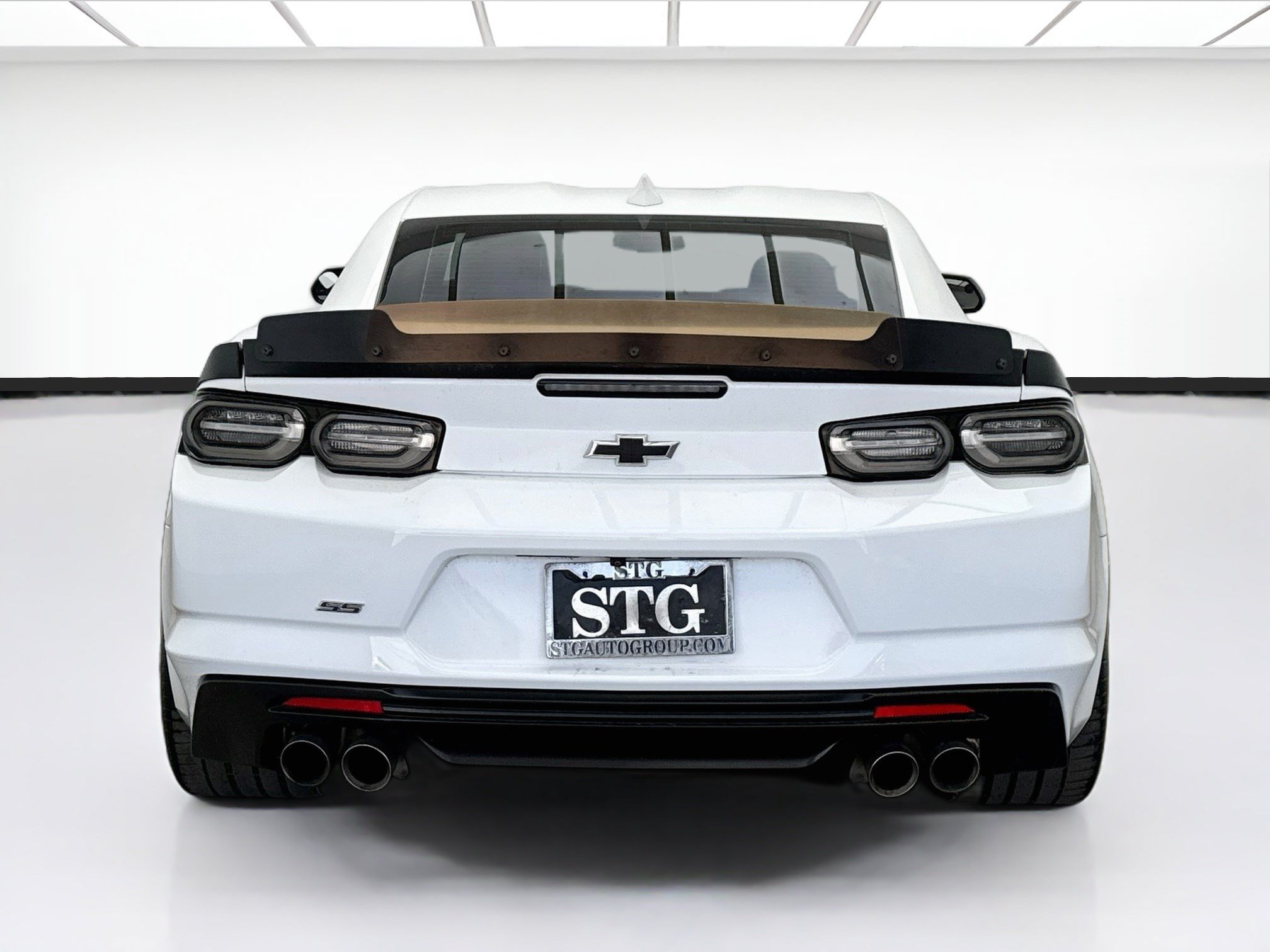 Used 2021 Chevrolet Camaro SS RWD image 5