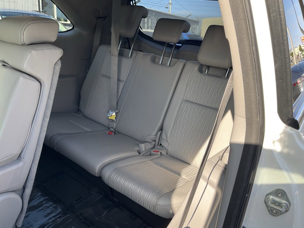 Used 2018 Toyota Highlander Plus image 32