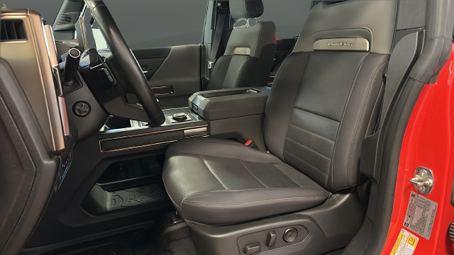 Used 2025 GMC Hummer EV 2X AWD/4WD image 9