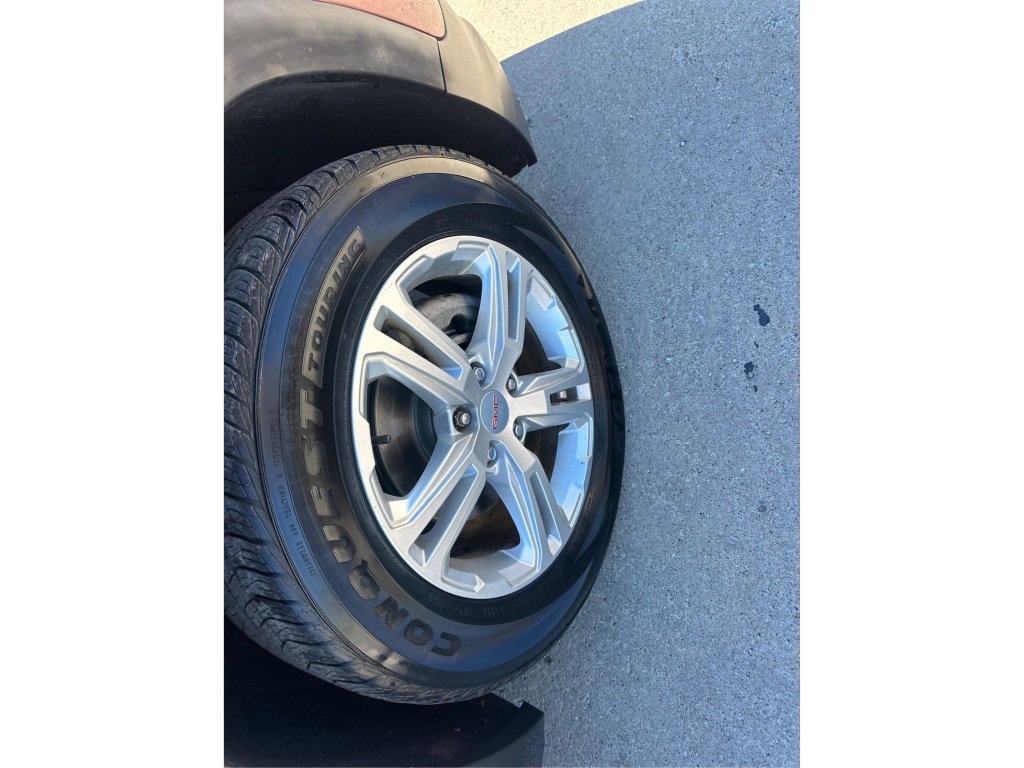 Used 2018 GMC Terrain SLE image 17