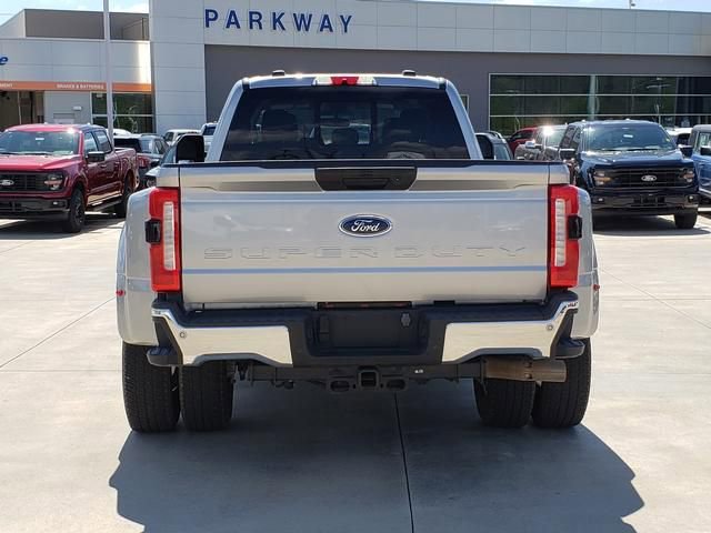 Used 2023 Ford F350 XLT w/ 360-Degree Camera Package AWD/4WD image 7