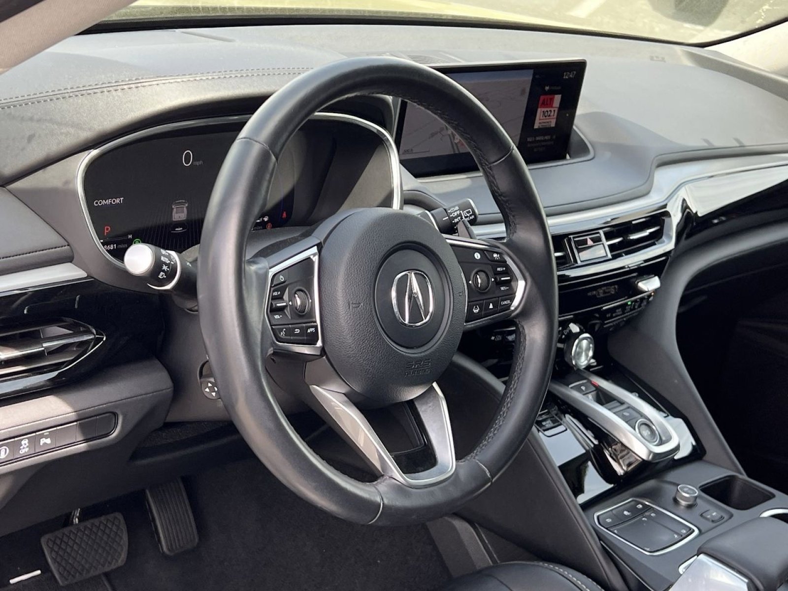 Certified 2024 Acura MDX SH-AWD w/ Technology Package image 17