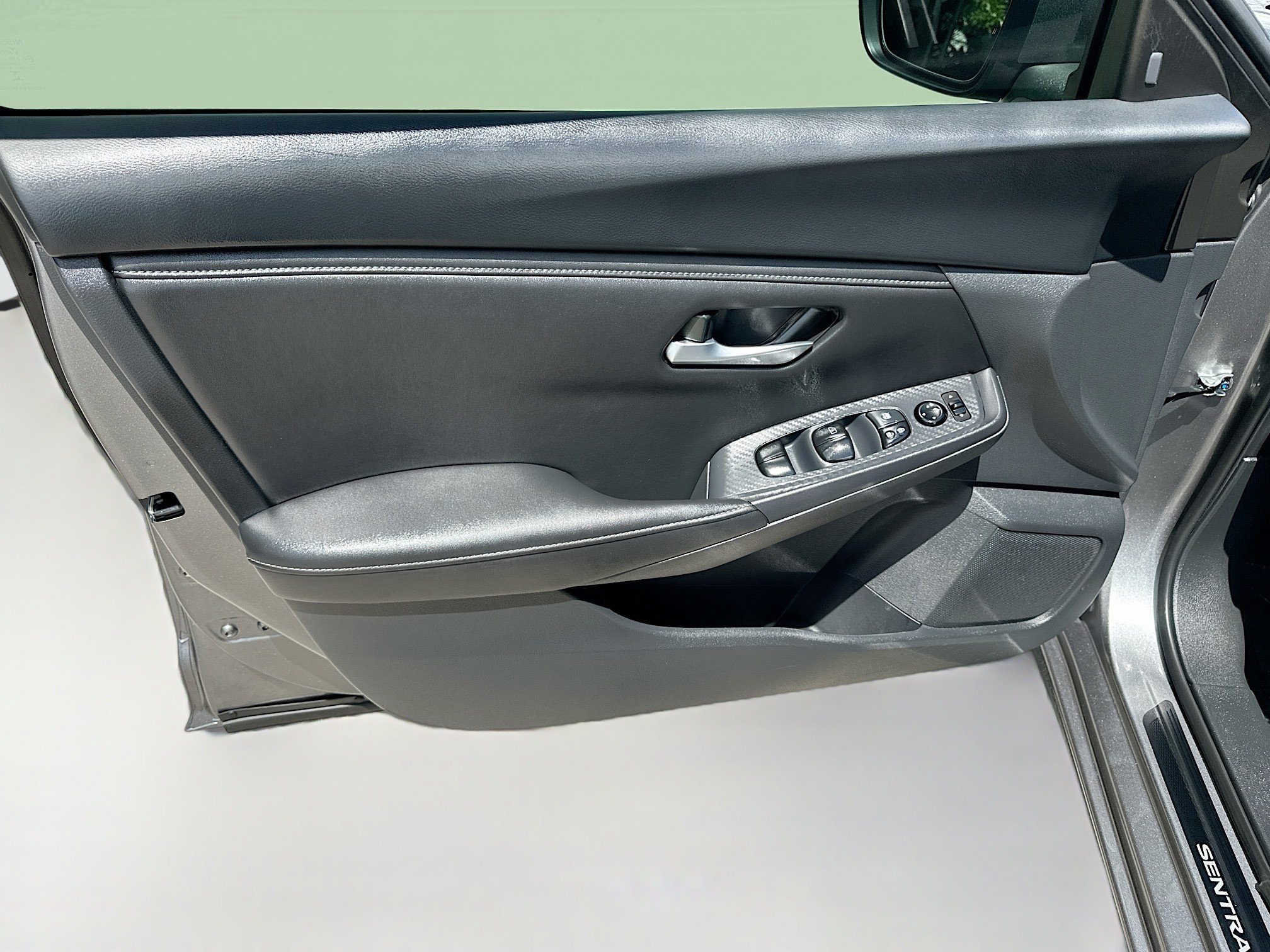 Used 2024 Nissan Sentra SV w/ All-Weather Package image 17