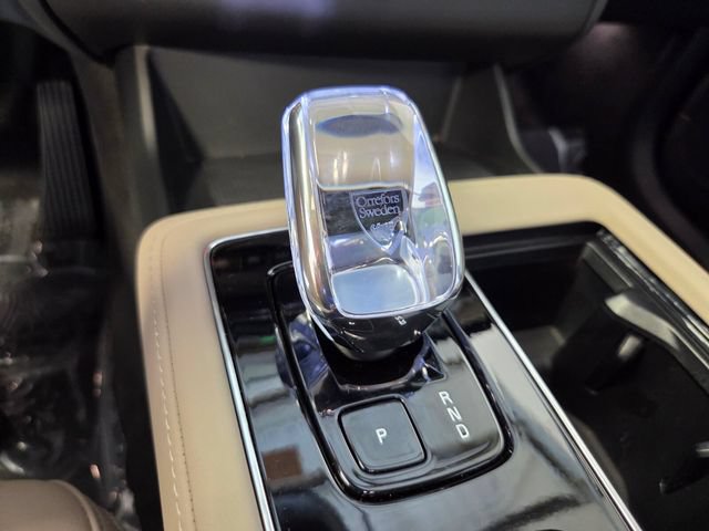 New 2026 Volvo XC90 B6 Plus w/ Protection Package Premier AWD/4WD image 22