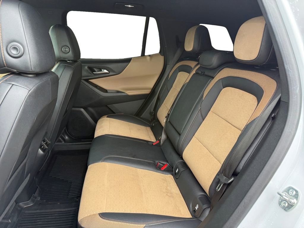 Certified 2025 Chevrolet Equinox ACTIV w/ Safety and Technology Package image 16