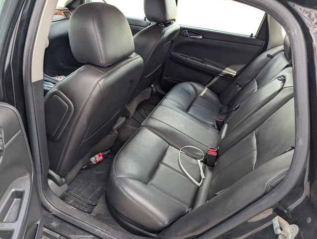 Used 2013 Chevrolet Impala LTZ FWD image 10