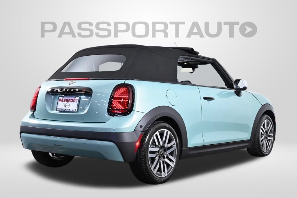 Used 2025 MINI Cooper S FWD image 11