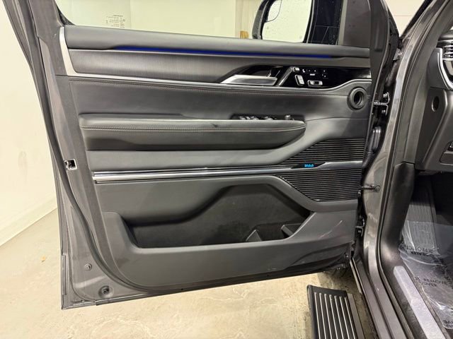 Used 2024 Jeep Grand Wagoneer L Series II w/ Quick Order Packagew 28T image 12
