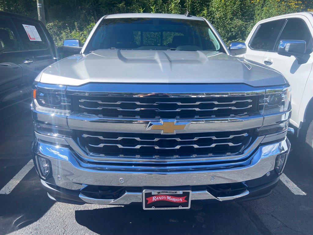 Used 2018 Chevrolet Silverado 1500 LTZ w/ LTZ Plus Package AWD/4WD image 5