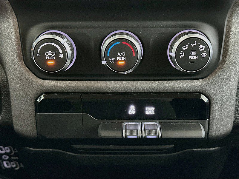 Used 2020 RAM 1500 Big Horn AWD/4WD image 16