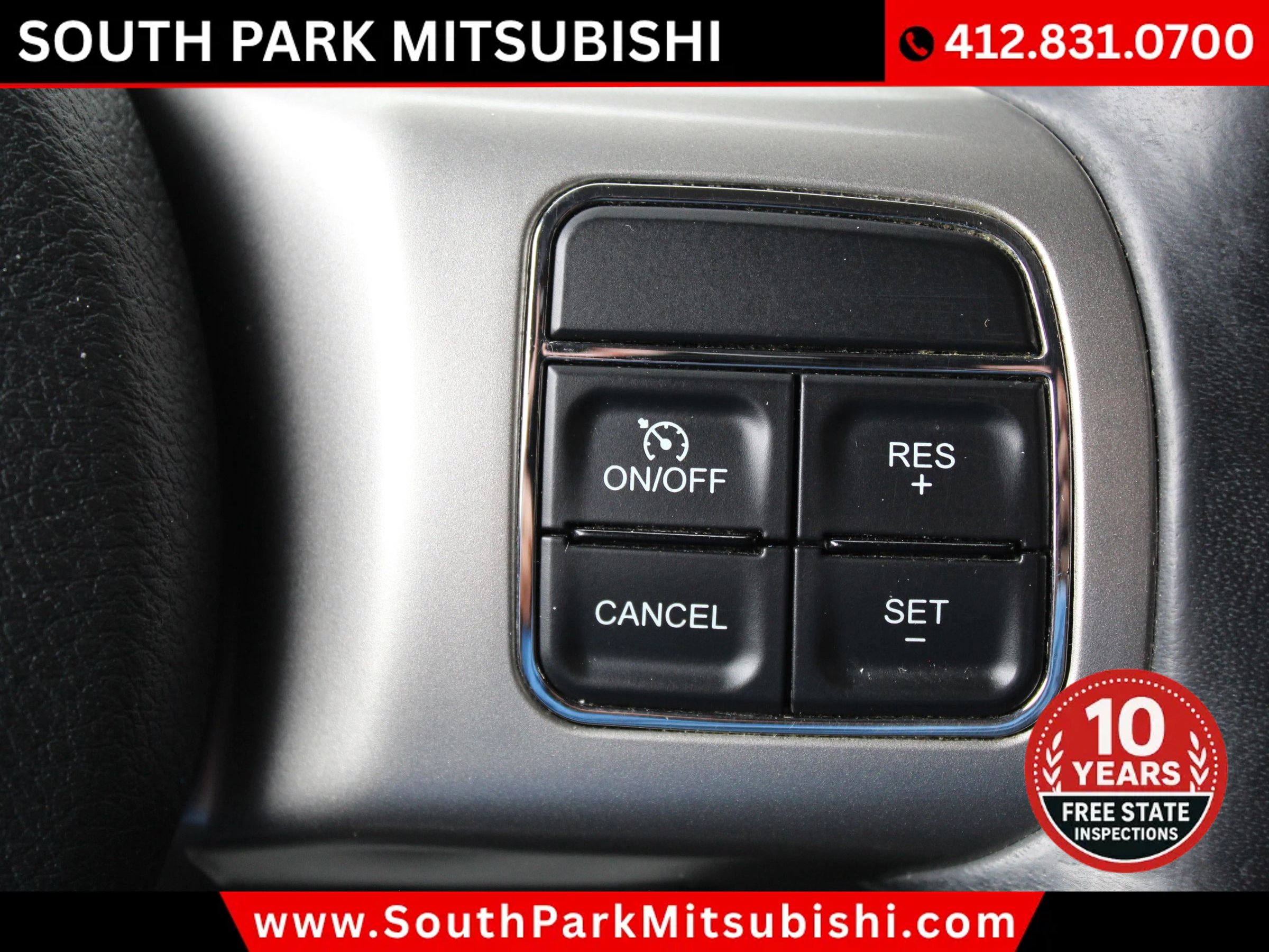 Used 2012 Jeep Grand Cherokee Laredo AWD/4WD image 25