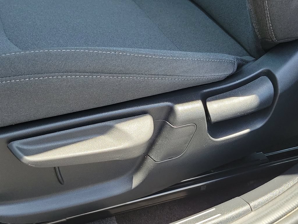 Used 2025 Kia K4 FWD image 18