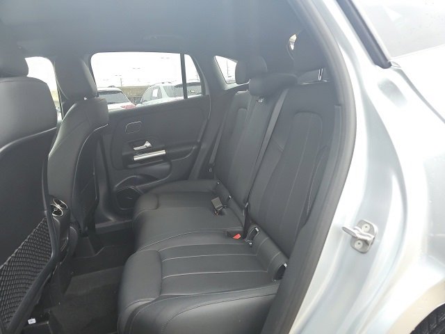 Certified 2025 Mercedes-Benz GLA 250 4MATIC image 9