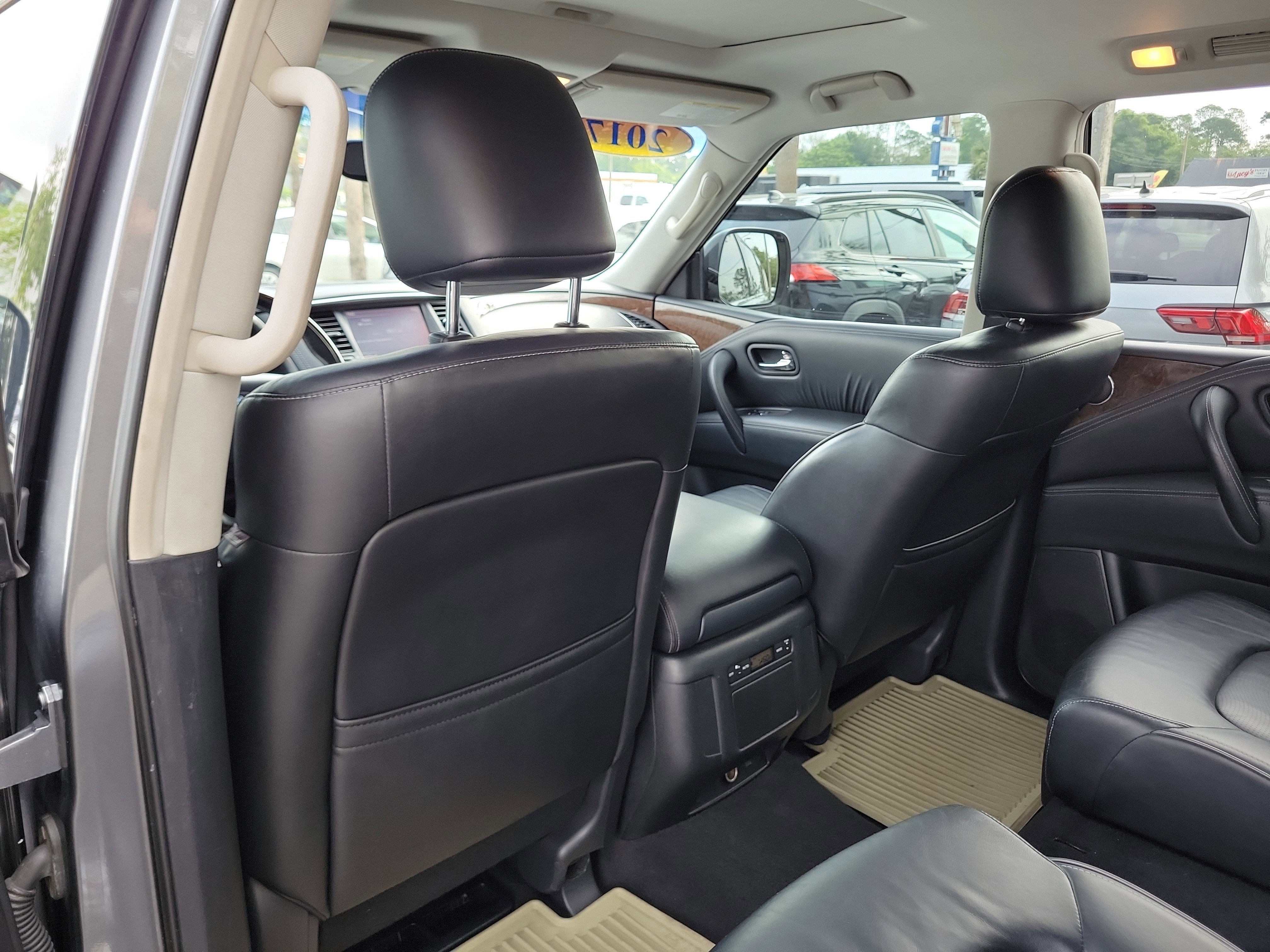 Used 2017 INFINITI QX80 2WD image 17