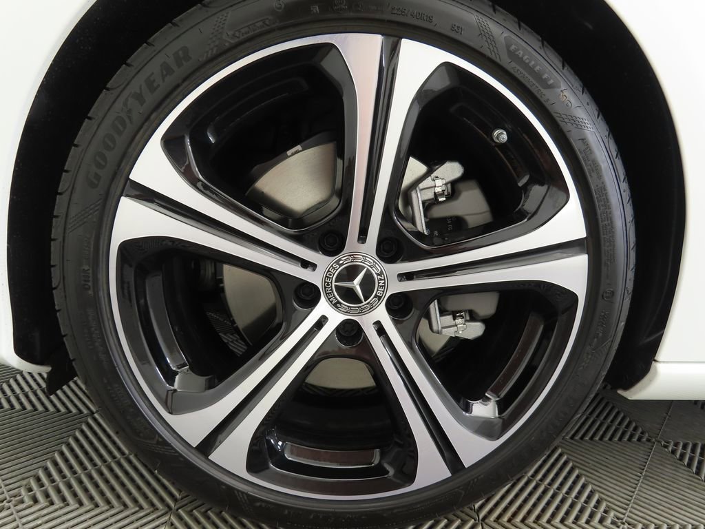 New 2025 Mercedes-Benz C 300 4MATIC Sedan image 30