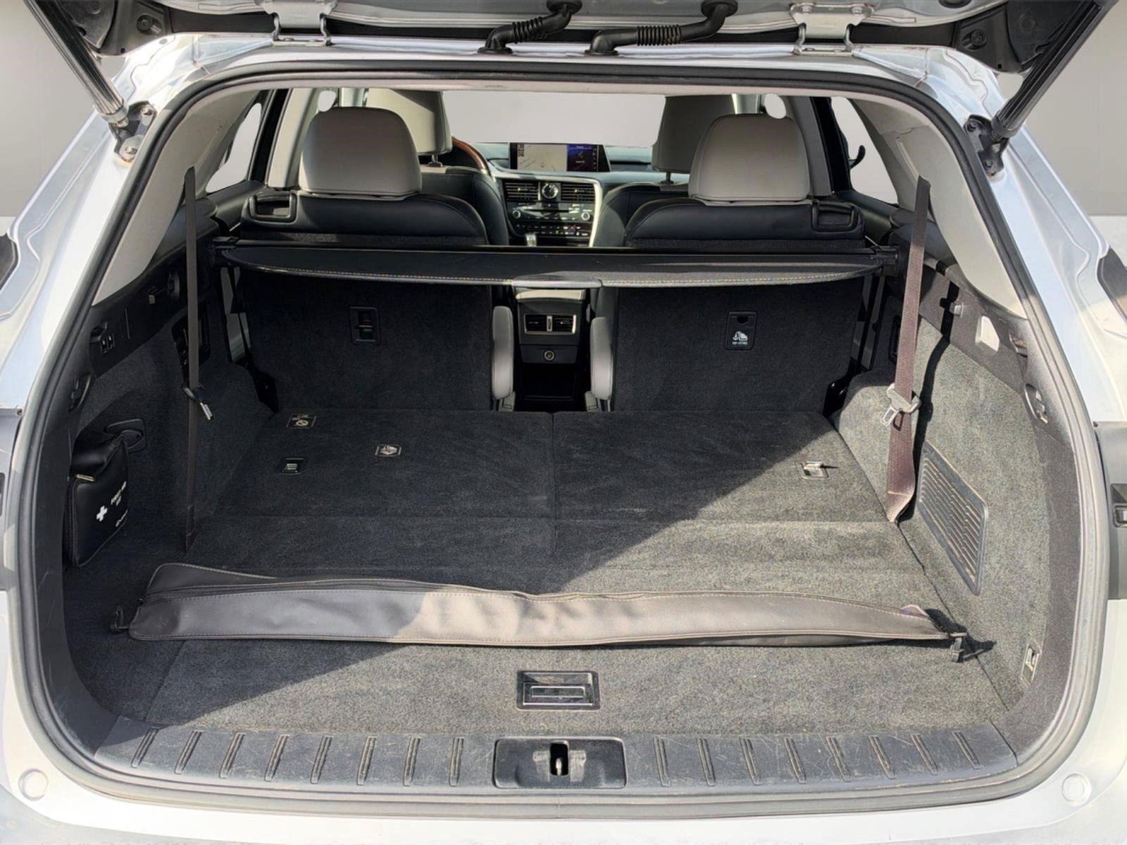 Used 2019 Lexus RX 350L FWD image 5