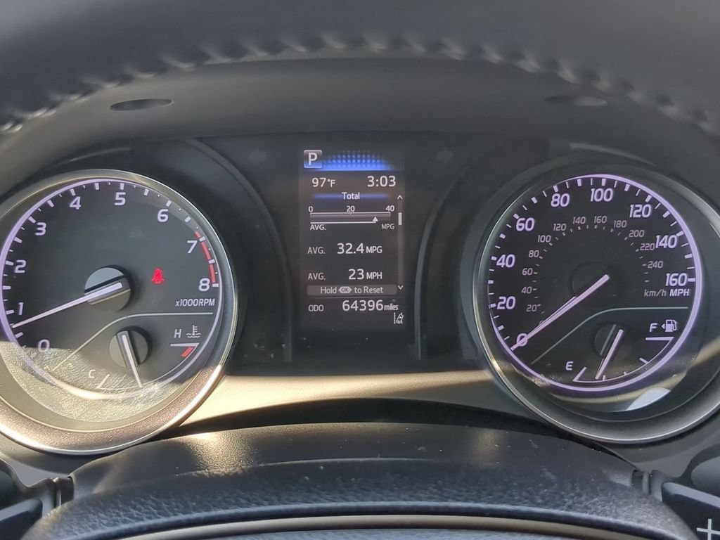 Used 2022 Toyota Camry SE w/ Carpet Mat Package (TMS) FWD image 14