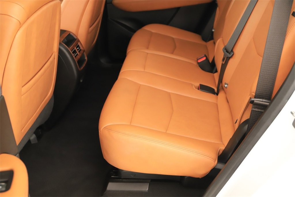 Used 2020 Cadillac XT5 Premium Luxury image 28