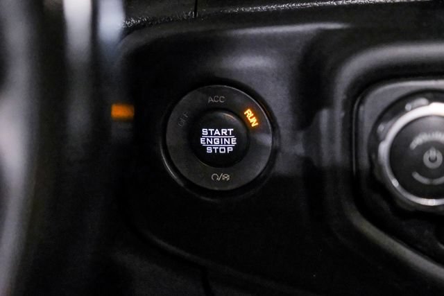 Used 2020 Jeep Gladiator Overland AWD/4WD image 65
